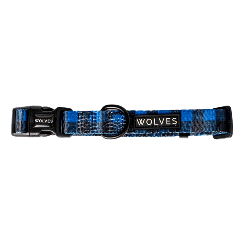 Wolves of Wellington Dog Collar Luey